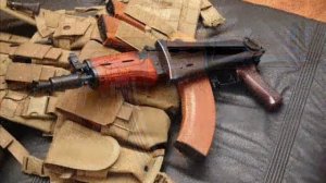 Автомат Калашникова.