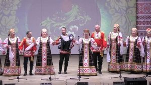 "У нас по улице ветёр", русская народная песня
