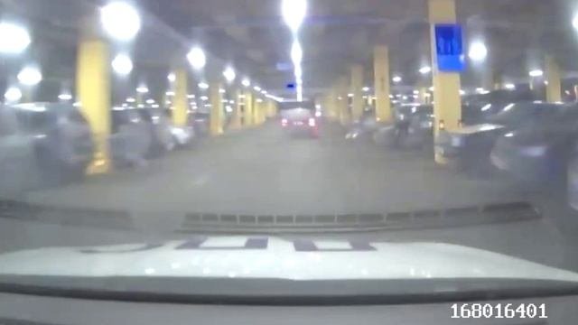 Находящийся в федеральном розыске водитель пытался скрыться от полицейских