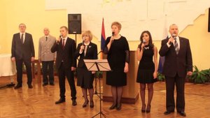 Песня на армянском языке "Трчеи мтков тун" в исполнении сотрудников Посольства России в Армении