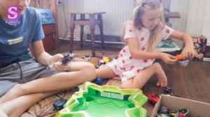 Коллекция Beyblade Burst Супер Тимы - больше 100 Бейблейдов