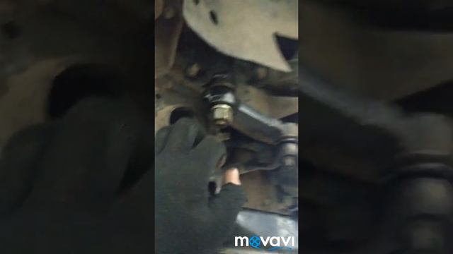 Mitsubishi Pajero Как снять нижние рычаги и заменить сайлентблоки. Всё в деталях смотреть онлайн