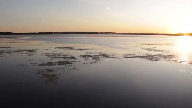 Озеро Сосновское (Каменский район Свердловской области), S - 180 га; село Сосновское, S -1500 га, смотреть онлайн