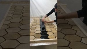 Как залить стол эпоксидной смолой