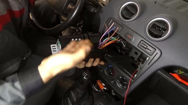 Установка 2DIN магнитолы и камеры заднего вида своими руками