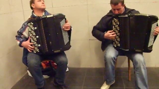 Rossini William Tell Overture - Akkordeon Bajan duo смотреть онлайн