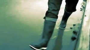 MSV. Street puddles flooding in my Goodyear Marlin bleu rubber-nitryl boots. Part 1.