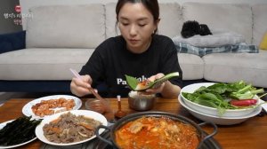 리얼먹방▶햄지네 백반☆꽁치김치찌개,불고기,비엔나소세지,김,쌈ㅣKorean Home MealㅣREAL SOUNDㅣASMR MUKBANGㅣ