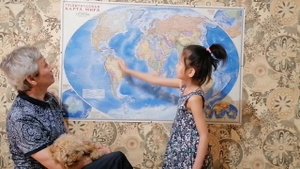 Урок географии на бурятском языке. Эрдэни Жалцанов и Янжима