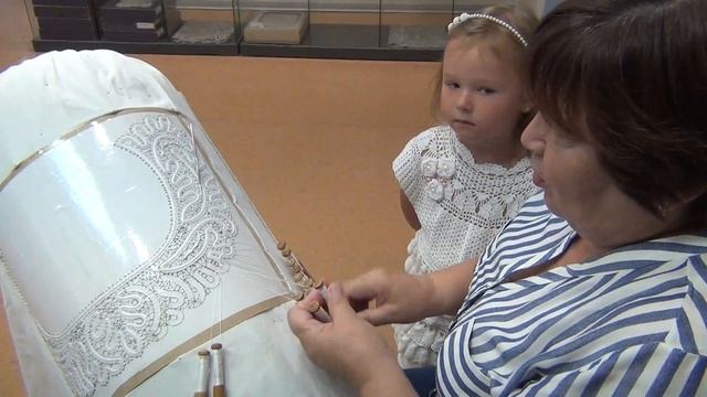 Вологодское кружево и Резной палисад смотреть онлайн