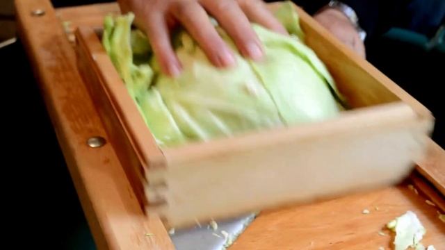 В ДЕКАБРЕ 2023. Когда солить капусту, чтобы была очень вкусной? Лучшие даты по лунному календарю! смотреть онлайн