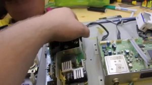 Ремонт телевизора Philips за 10 минут, не включается. Сделай сам!