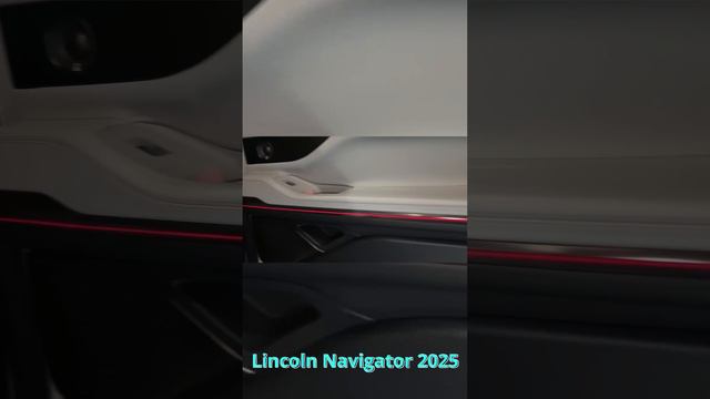 3 2025 Lincoln Navigator