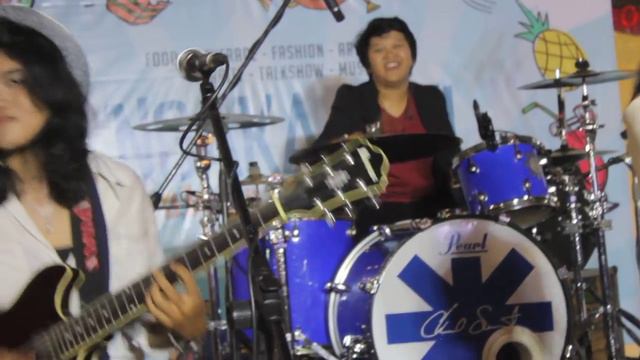 Band cadenza - Lean On (Major lazer Cover) - SPAZIO surabaya смотреть онлайн