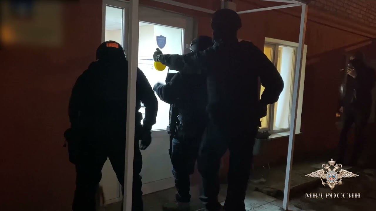 Столичные оперативники задержали подозреваемого в разбое