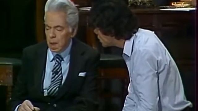 У каждого шефа голова болит только об одном смотреть онлайн