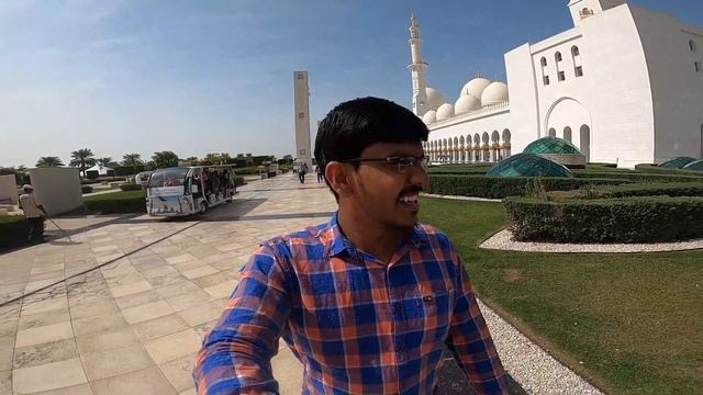 Exploring Dubai's Rich Culture: My Tour of the Grand Mosque and Presidential Palace|Abudabi|Dubai смотреть онлайн