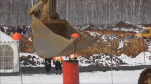 "Лучший машинист экскаватора". Конкурс по сбору касок. Видео Мальковский Вадим