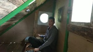 ► КУХНЯ В ДОМЕ НА ДЕРЕВЕ. Сделал стол и умывальник