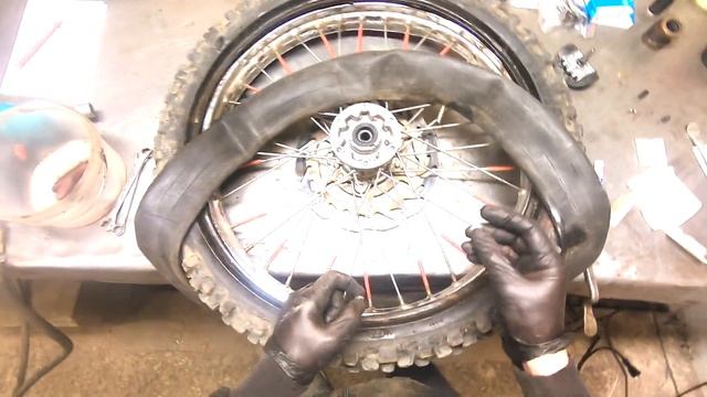 Как установить БУКСАТОР на мотоцикл  / Enduro Novochek