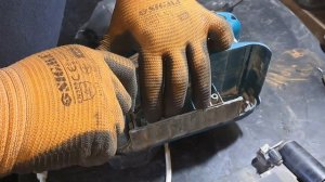 шлифмашина Makita как заменить резиновую накладку на ведущем ролике