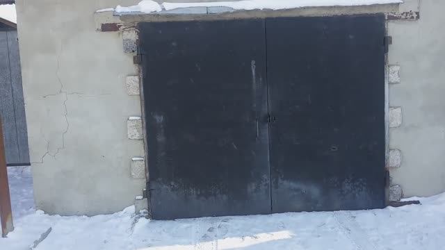 Самодельные автоматические гаражные распашные ворота