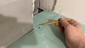 Как обшить инсталляцию и нишу с трубой. Монтаж гипсокартона, два слоя.