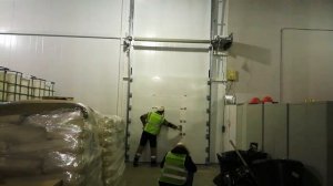 Противопожарные подъемные ворота на заводе "Хенкель-РУС"