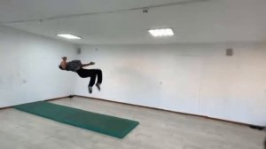 Новый стиль?Сальто назад