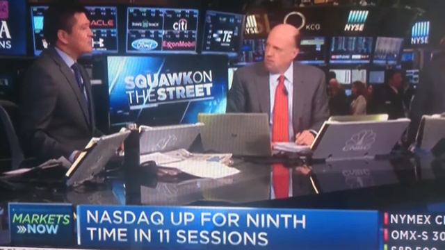 SquawkOnTheStreet having a laugh at Martin Shkreli смотреть онлайн