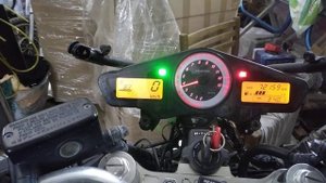 VFR800 плавают обороты