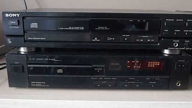 JVC XL-V311 cd & Arcam Alpha 6 Plus amp. & B&W VISION DS1 sp. смотреть онлайн