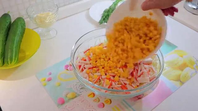 Салат с капустой и крабовыми палочками! Рецепт #22 смотреть онлайн