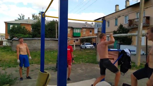 Нарезка WORKOUT. Сходка воркаутеров 08.08.2020. МИРОНОВ. смотреть онлайн