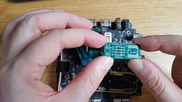 Перепрошивка BIOS в минипк GK3V j4125 и аварийная перепрошивка с помощью программатора ch341a. смотреть онлайн