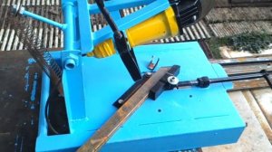 Самодельный отрезной станок из болгарки.