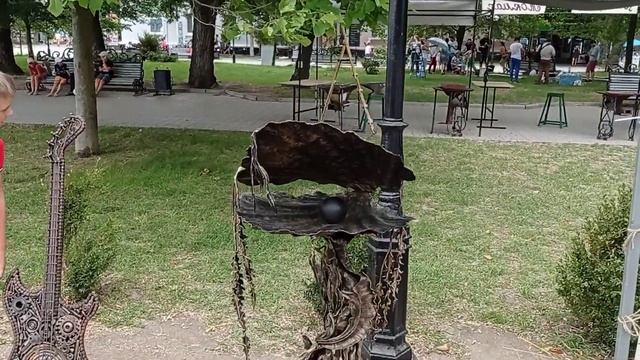 Бердянск, 2021, Выставка кованых изделий, Набережная ч.1 смотреть онлайн