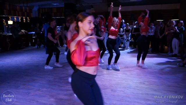 Выступление в ночном клубе. Бачата