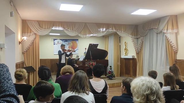 К. Бом — Непрерывное движение(дуэт скрипача и пианиста) смотреть онлайн