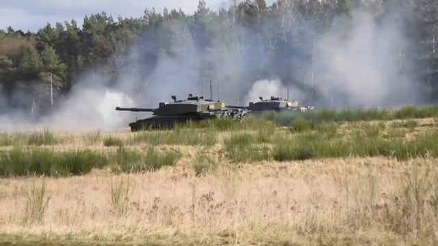 Британцы опубликовали видео с танками Chellenger-2 для Украины