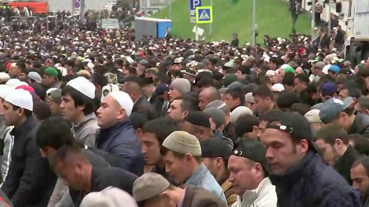 Новости байрам. Ураза байрам. С праздником Ураза байрам.
