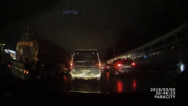 На Горьковском шоссе от дивизии Дзержинского до Балашихи сильно экономят на освещении смотреть онлайн