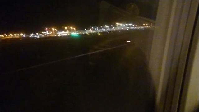 UIA Boeing 737-800 Take-off from Rome. смотреть онлайн