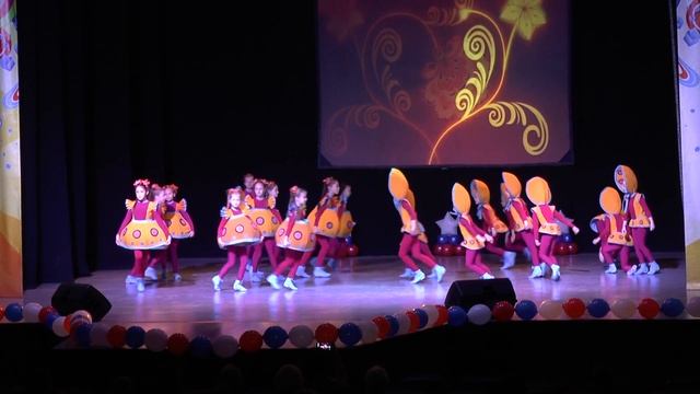 "Образцовый хореографический ансамбль Экспрессия". "Чайная пара". ЦКД «Искра». г. Уссурийск. смотреть онлайн