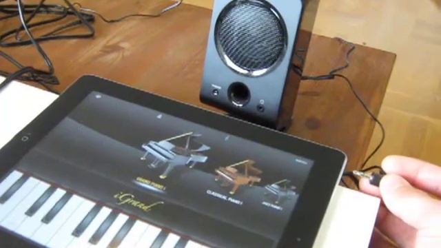 New Ipad 4 to MIDI connection смотреть онлайн