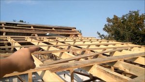 Стропила из дюймовки/ самая дешёвая стройка/пристройка из самана/Новая Жизнь