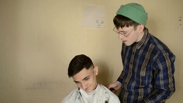 ФЕДЯ ПАРИКМАХЕР \ СТРИЖКА МИКОЛИ