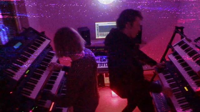 Johan Agebjörn & Mikael Ögren - Space Travel (Juno Dreams Remix) [Synthwave / Retrowave] смотреть онлайн