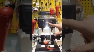 Пробный  обзор  Q33 Wenxing  вертикальный  станок