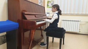 Мустафина Амина. 9лет. отделение общее фортепиано. 2ой год обучения. Майкапар "Мимолетное видение"